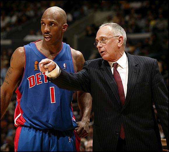 Pistons defeat Lakers