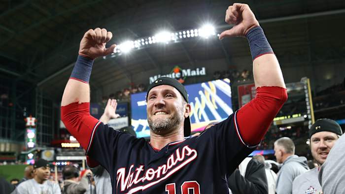 Yan Gomes is reportedly returning to the Washington Nationals on a two-year, $10 million deal.