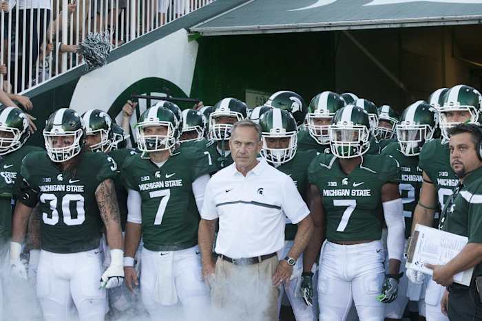 MARK DANTONIO LED THE SPARTANS INTO HIS 10TH SEASON TONIGHT.  PHOTO COURTESY OF STARR PORTICE.
