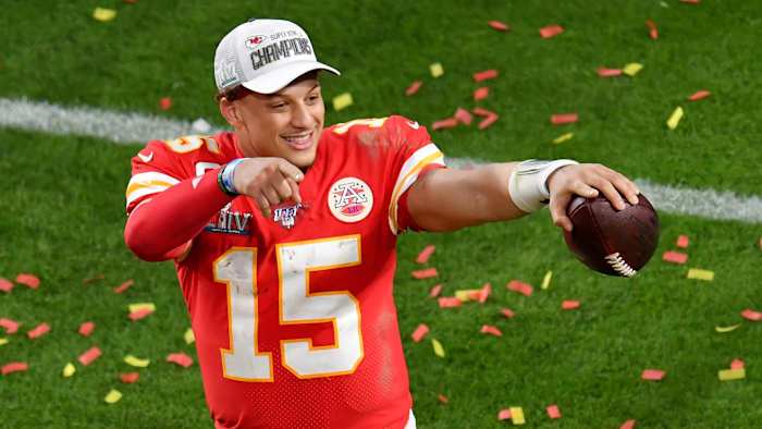 Mahomes has plenty of reasons to smile: He's likely to see $450 million between now and 2031.