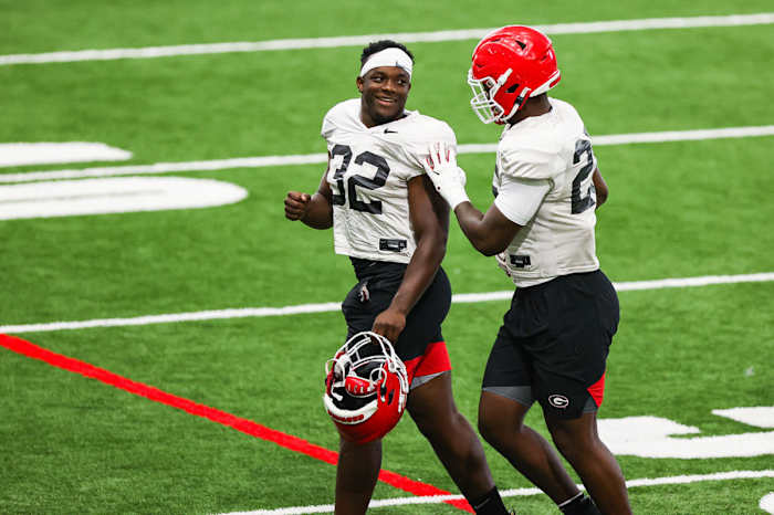 18ED0B7E-6391-4F34-9352-641851F75F9C