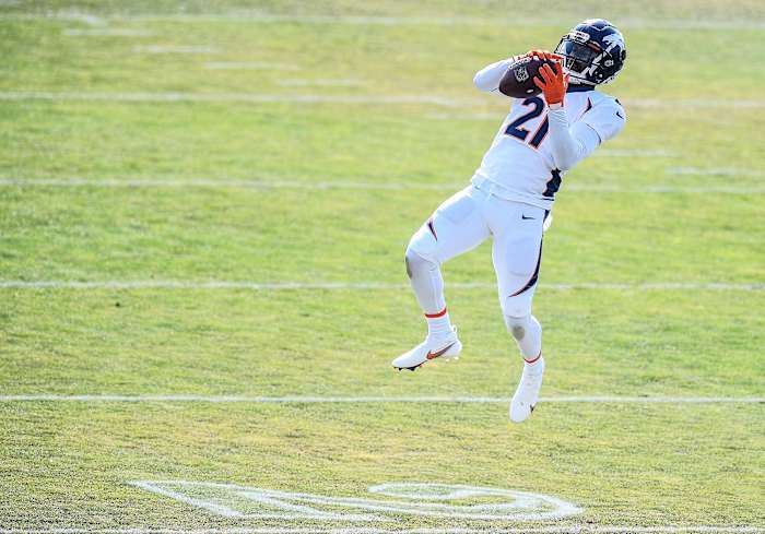 aj-bouye-broncos-practice