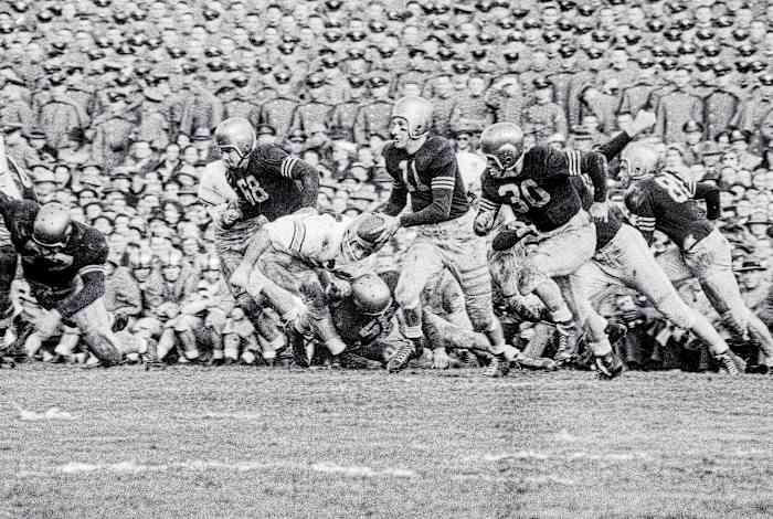 Face masks were optional at the Army-Navy game in 1954.