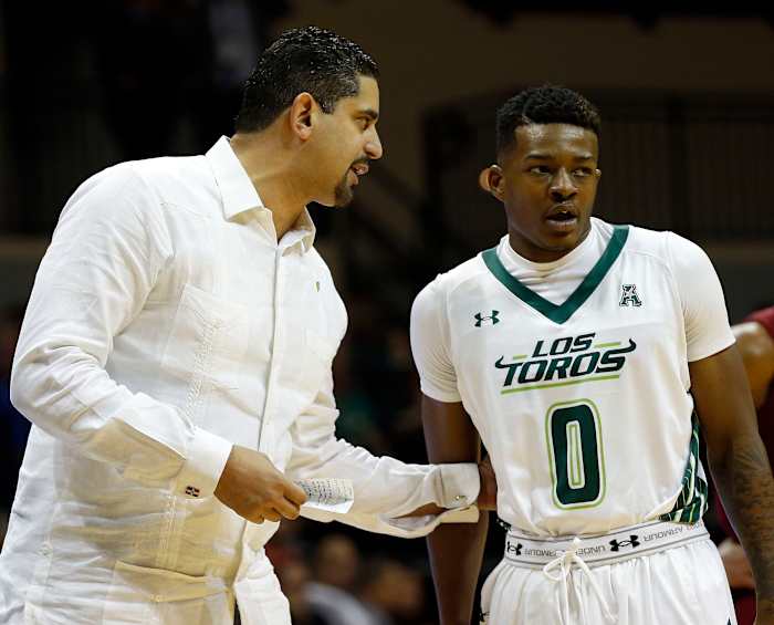 Illinois assistant coach Orlando Antigua, pictured here in Dec. 2016 when he was the head coach at South Florida, is the Illini's primary recruiter for four-star 2021 wing Jordan Nesbitt.