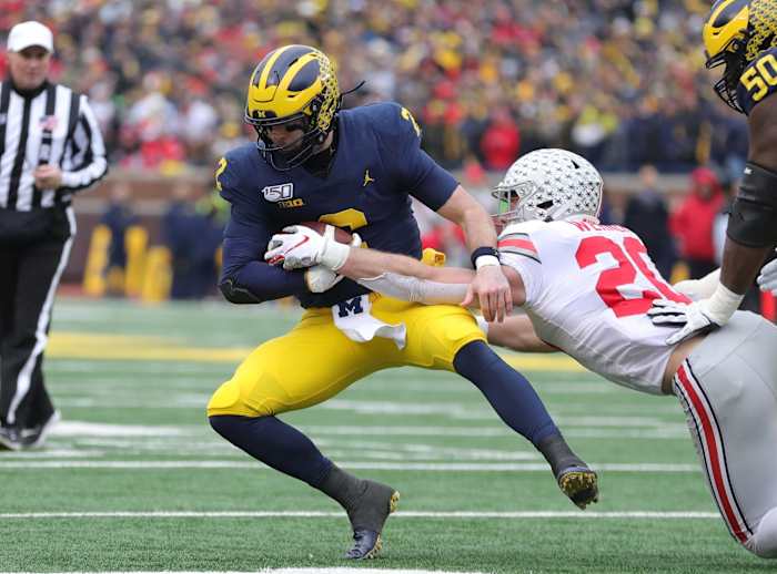 Linebacker Pete Werner takes down Shea Patterson.