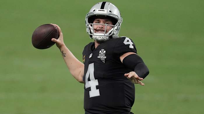derek-carr-raiders-mnf