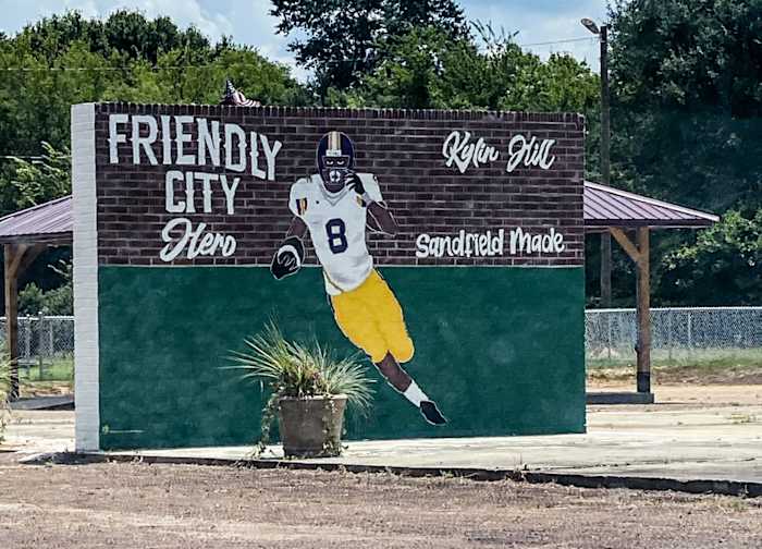 A mural of Kylin Hill in his hometown of Sandfield