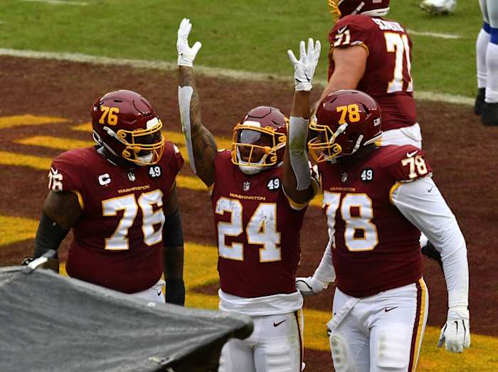 Antonio Gibson LBJ Celly Moses Lucas © Brad Mills  2020 Oct 25