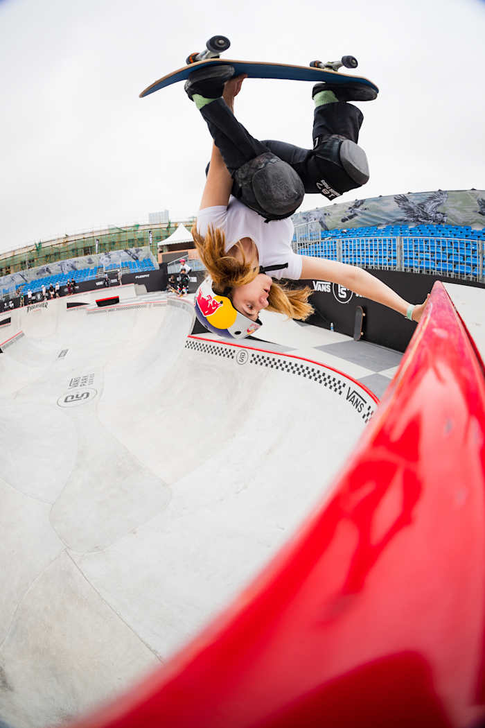 brighton-zeuner-skateboard-flip