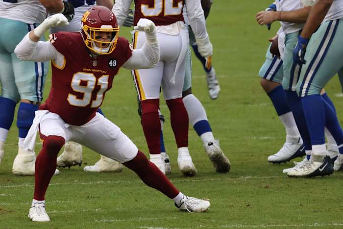 Ryan Kerrigan Sack Celly © Geoff Burke  2020 Oct 25