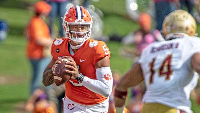 Clemson QB DJ Uiagalelei