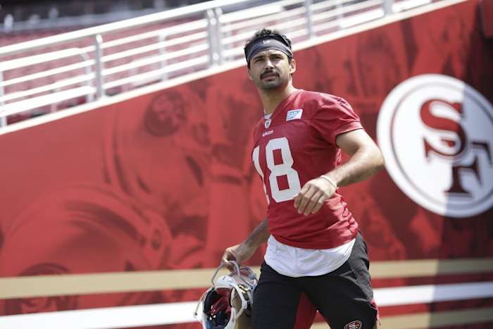 Sep 2, 2020; Santa Clara, CA, USA; San Francisco 49ers wide receiver Dante Pettis (18) walks to the field during training camp at Levi s Stadium.