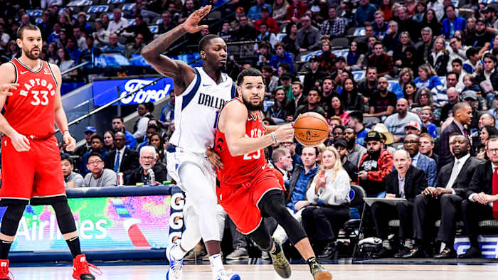 Raptors guard Fred VanVleet drives to the rim