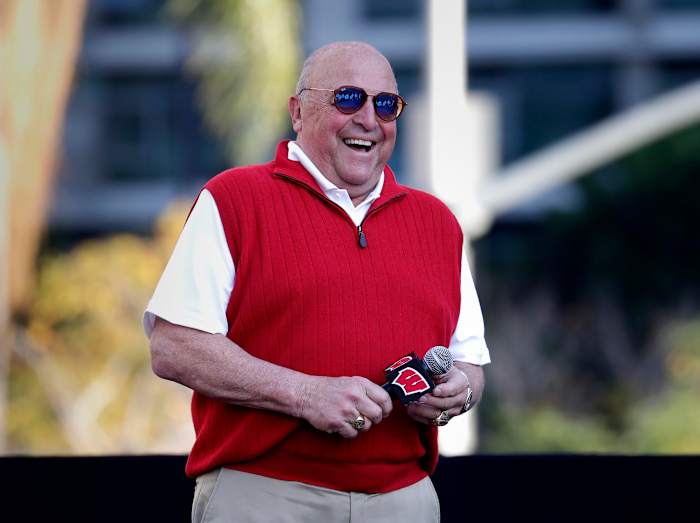 Barry Alvarez