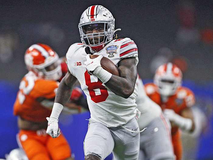 Ohio State RB Trey Sermon runs the ball