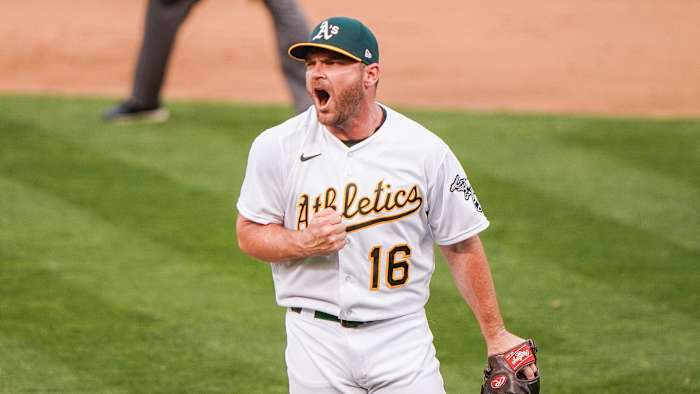 liam-hendriks-oakland-athletics