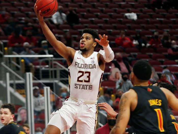 Florida State guard M.J. Walker shoots a layup