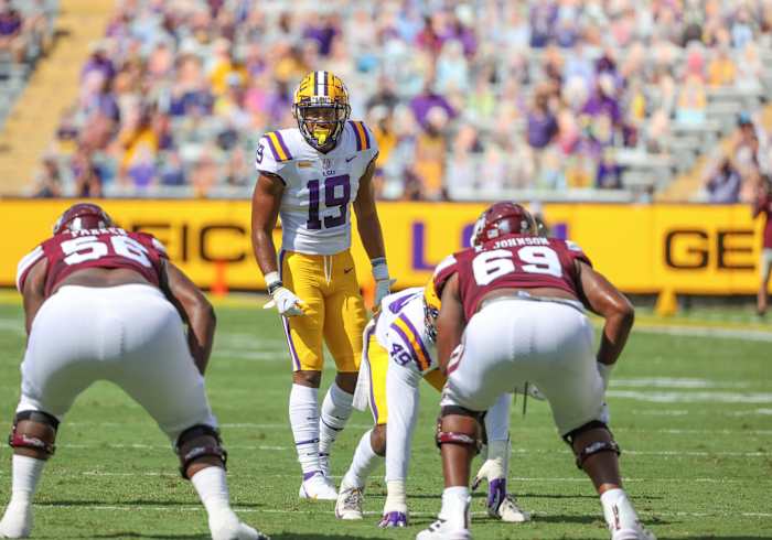 LSU Tigers linebacker Jabril Cox (19) against the Mississippi State Bulldogs during the first half at Tiger Stadium.