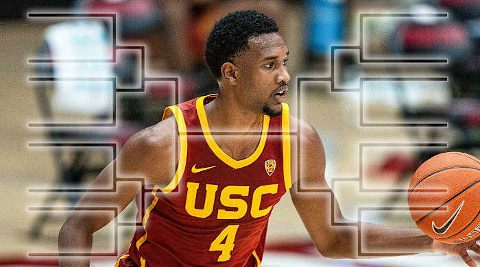 USC basketball player Evan Mobley