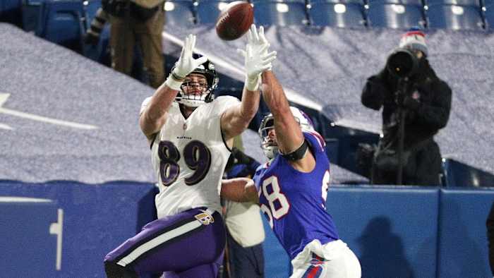 Milano breaks up a pass intended for the Ravens' Mark Andrews.