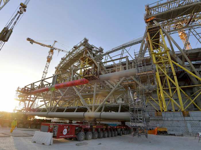 qatar world cup site construction deaths