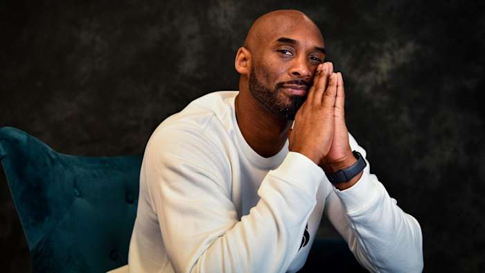 kobe-prayer-hands