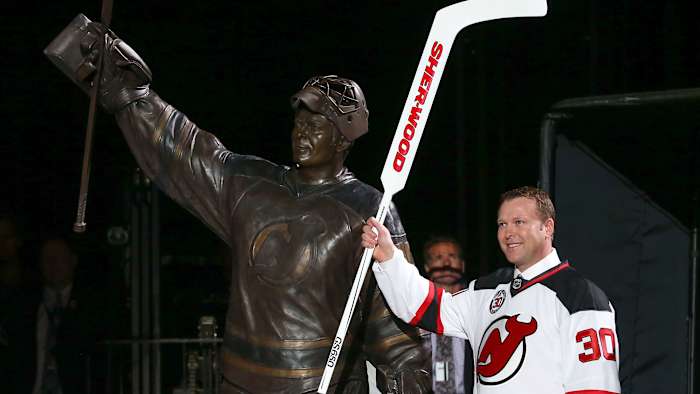 martin-brodeur-devils-wins-record
