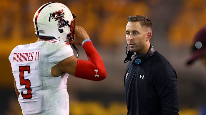 kliff-kingsbury-patrick-mahomes-texas-tech