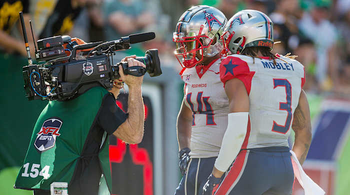 xfl-houston-roughnecks-tv-camera