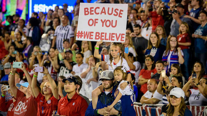 USWNT fans at the SheBelieves Cup