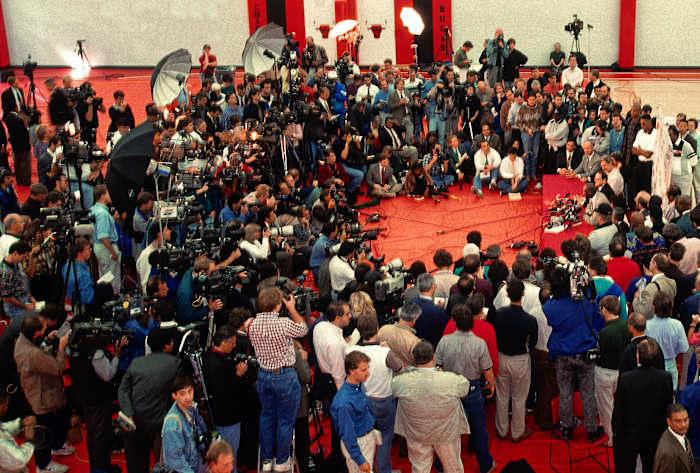 michael-jordan-retirement-press-conference