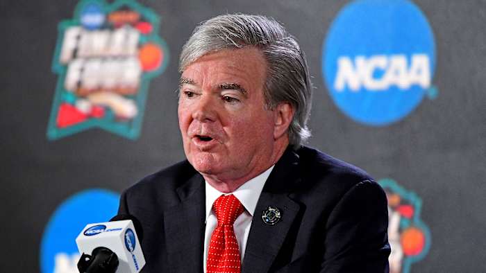 ncaa-athlete-payment-mark-emmert