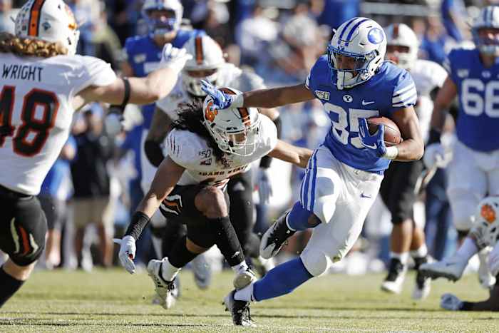 BYU Running Back Sione Finau against Idaho State