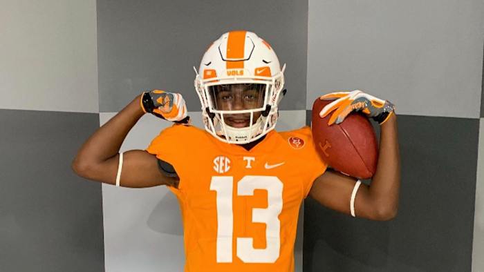 2022 WR Taylor Groves