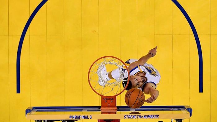stephen-curry-warriors-nba-finals-layups