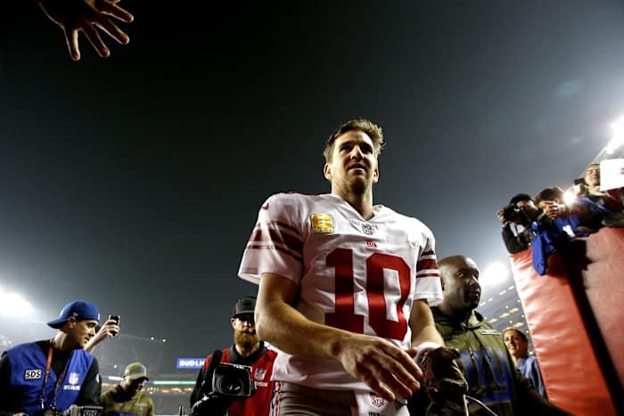 Nov 12, 2018; Santa Clara, CA, USA; New York Giants quarterback Eli Manning (10) walks towards the locker room after the game against the San Francisco 49ers at Levi's Stadium.