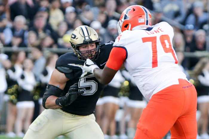 George Karlaftis vs Illinois