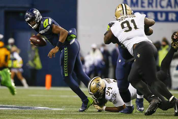 New Orleans Saints defensive end Cameron Jordan (94) sacks Seattle quarterback Geno Smith (7). Mandatory Credit: Joe Nicholson-USA TODAY