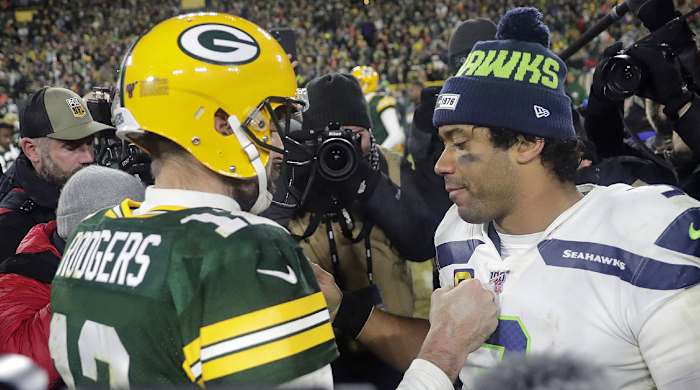 nfl-qb-carousel-2022-aaron-rodgers-russell-wilson