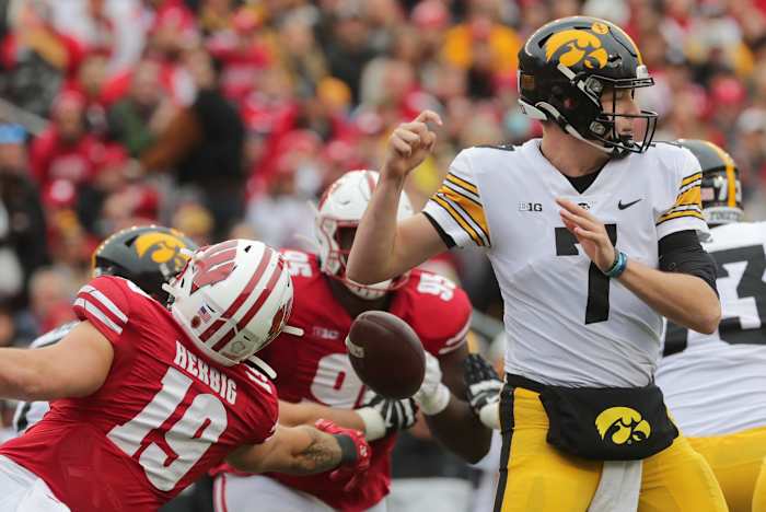 Can the Iowa Hawkeyes get back on track this week against Northwestern?