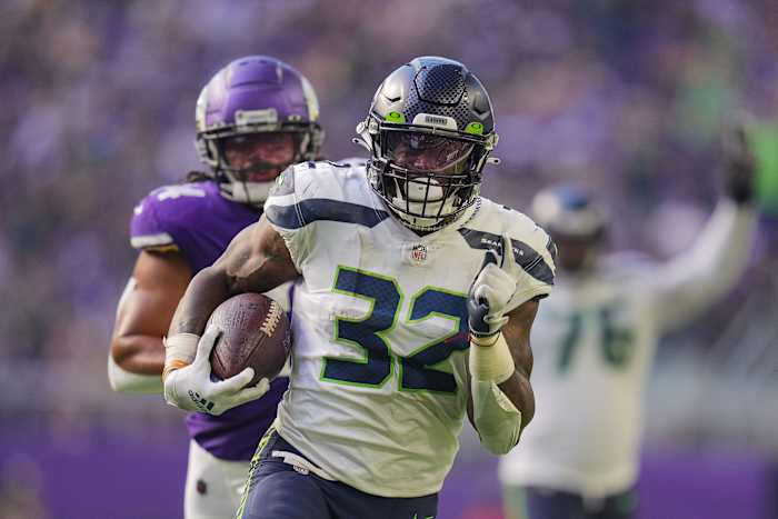 Chris Carson