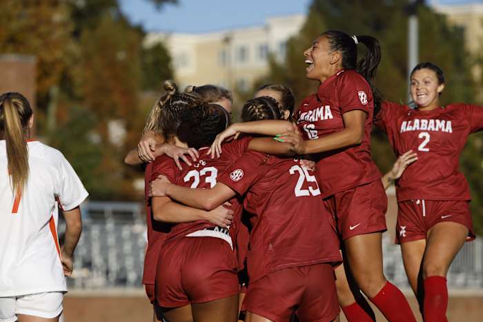 Alabama soccer celebrates goal against Clemson