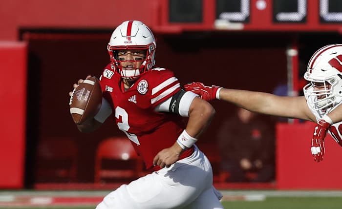 Adrian Martinez 2019 Wisconsin USATSI_13674312