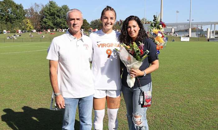 Diana Ordonez Virginia Cavaliers women's soccer