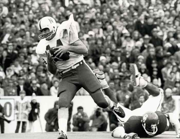 1971 Nebraska-Oklahoma football 14 Tagge scramble USATSI_9186494