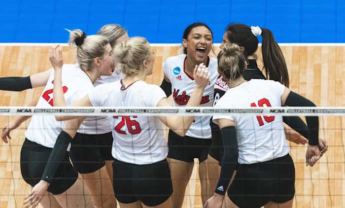 2021 Volleyball vs. Illinois NCAA Austin regional celebration