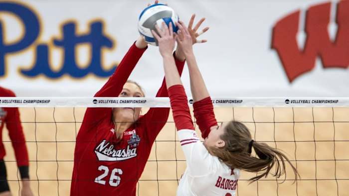Lauren Stivrins 2021 Volleyball final vs Wisconsin