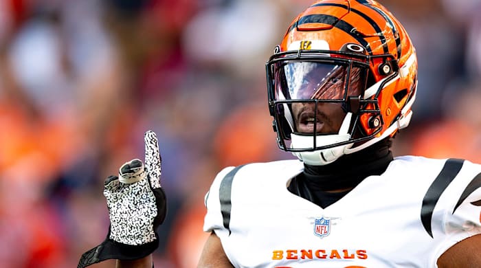 Cincinnati Bengals cornerback Eli Apple (20) waives his finger after breaking up a would-be touchdown in the first half of the NFL football game between the Bengals and the Denver Broncos.
