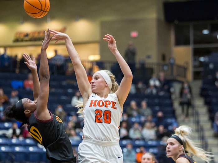 Kenedy Schoonveld-hope-college