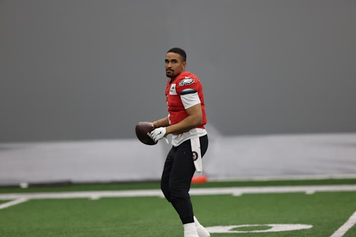 Jalen Hurts at practice Jan. 13, 2022
